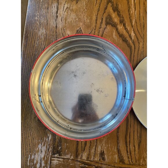 Vintage Round Red Floral Metal Tin Container With Lid Deer Park Wildflower Desig - Picture 3 of 8